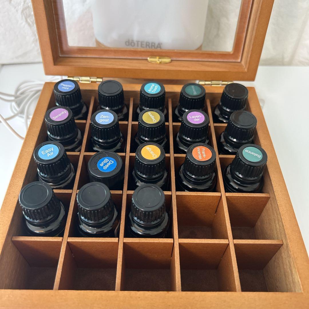 ⚠︎jeekプロフ必読でm(_ _)m⚠︎エッセンシャルオイル　木箱　開封済
