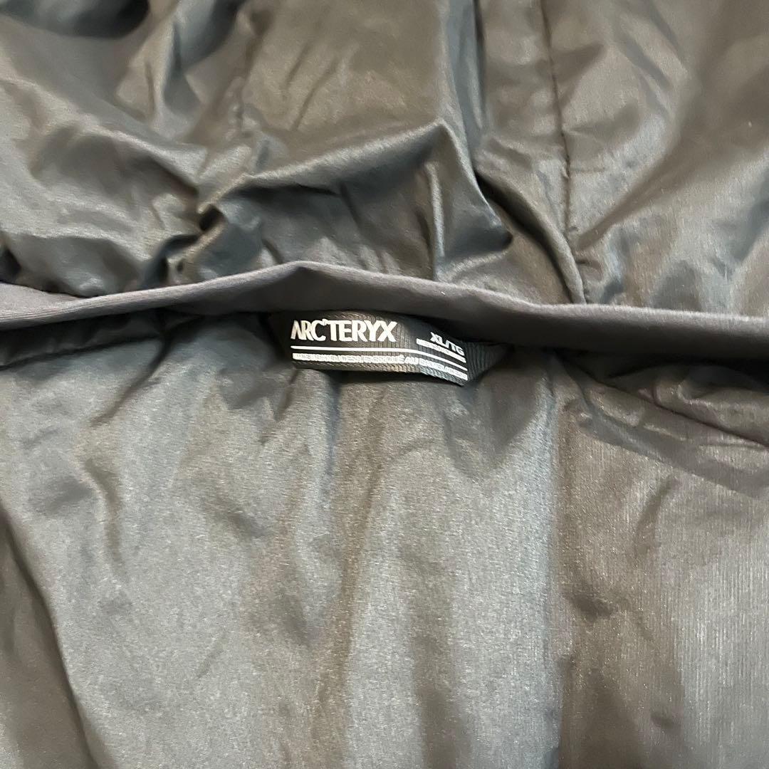 正規品　アークテリクス　アトムAR XLサイズ　ブラック　ナイロン　ソフトシェル