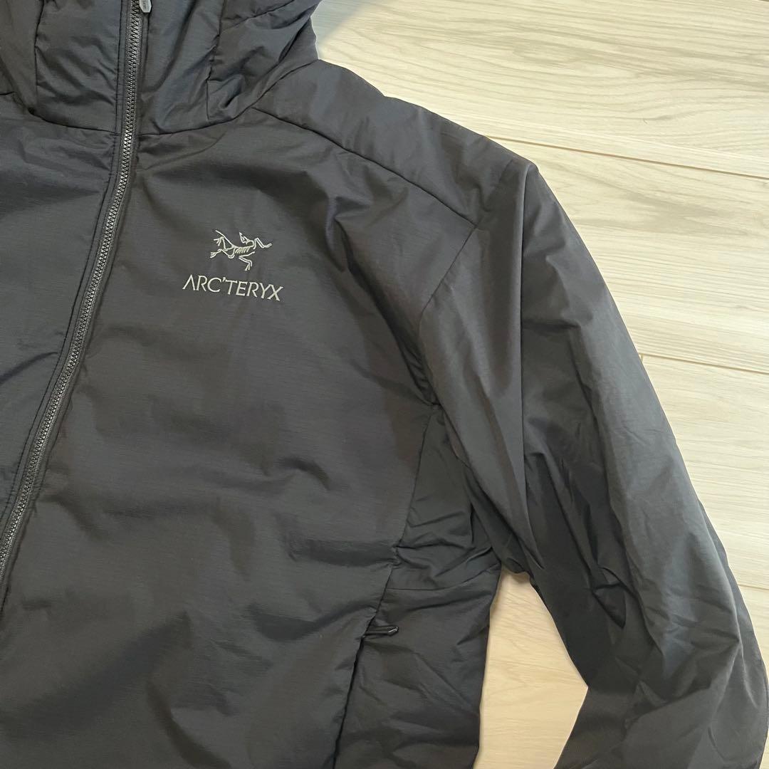 正規品　アークテリクス　アトムAR XLサイズ　ブラック　ナイロン　ソフトシェル