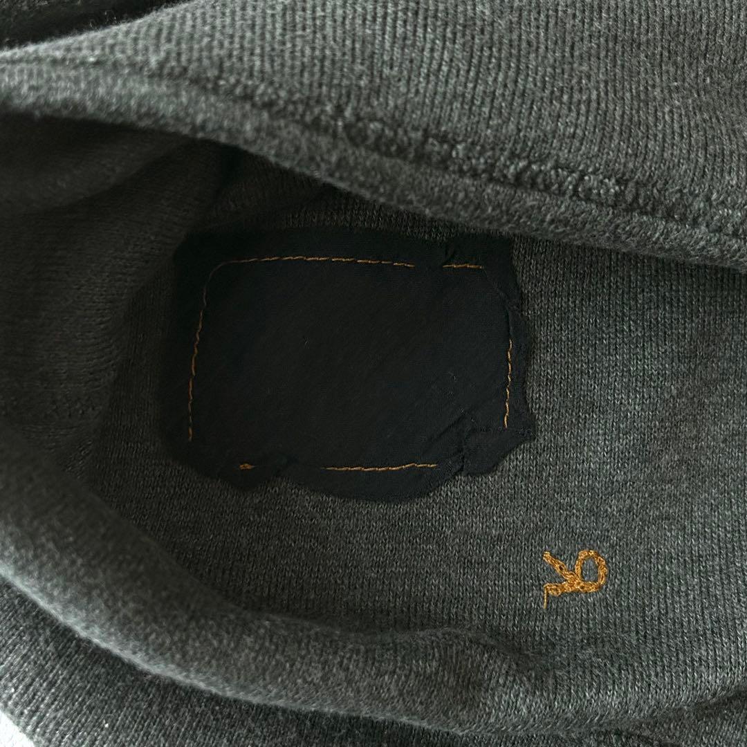 2993y美品 45R スムースオフタートルニットソー グレー L 現行タグ