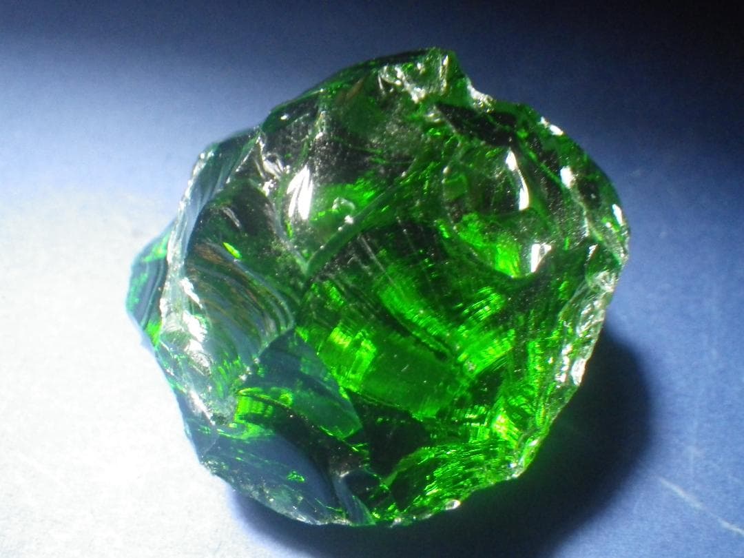 アンダラクリスタル 大きな　　２４０１２５－３