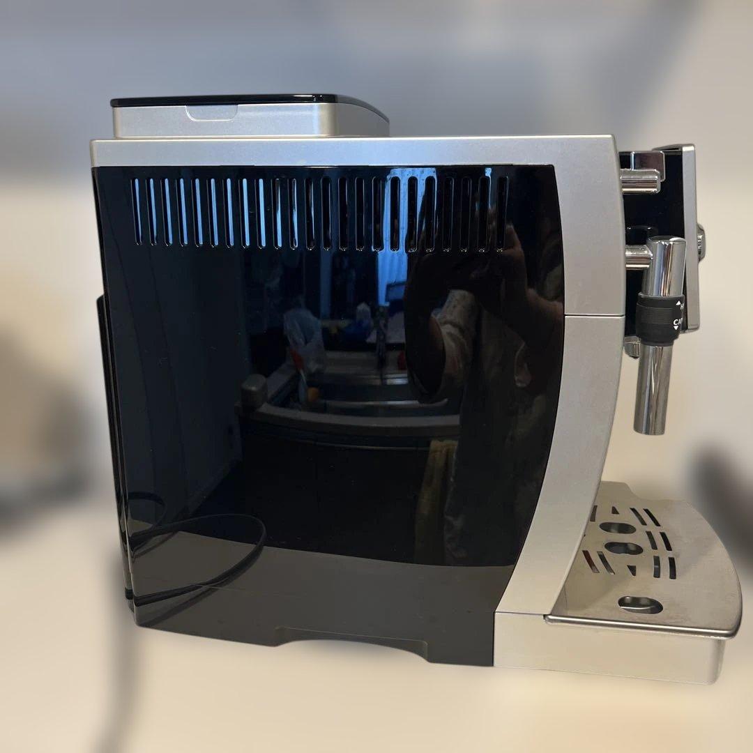 デロンギ マグニフィカSスペリオレ コンパクト全自動エスプレッソマシン