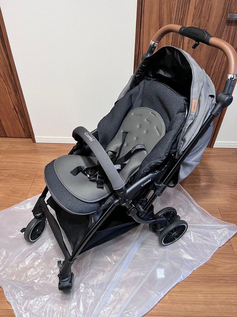 値下げ【美品】 Combi スゴカルSwitch エッグショック シャドーグレー