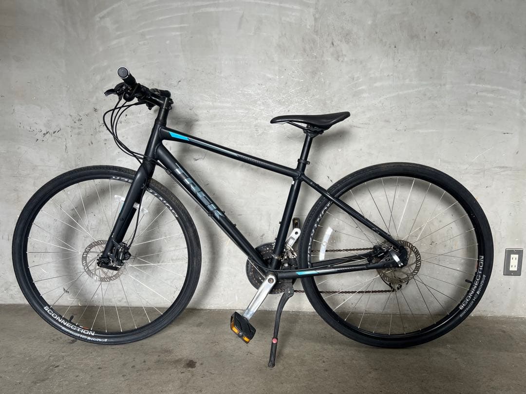 クロスバイク TREK FX2 disc トレック 700c