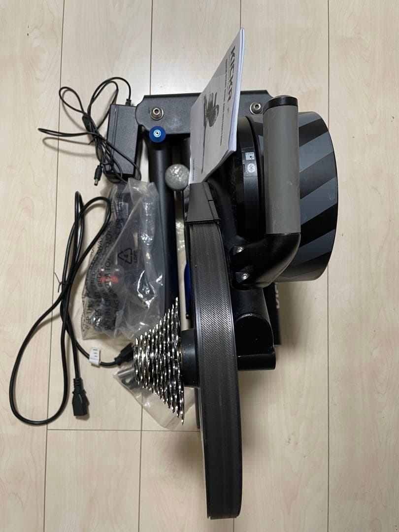 Wahoo KICKR トレーニングローラー台