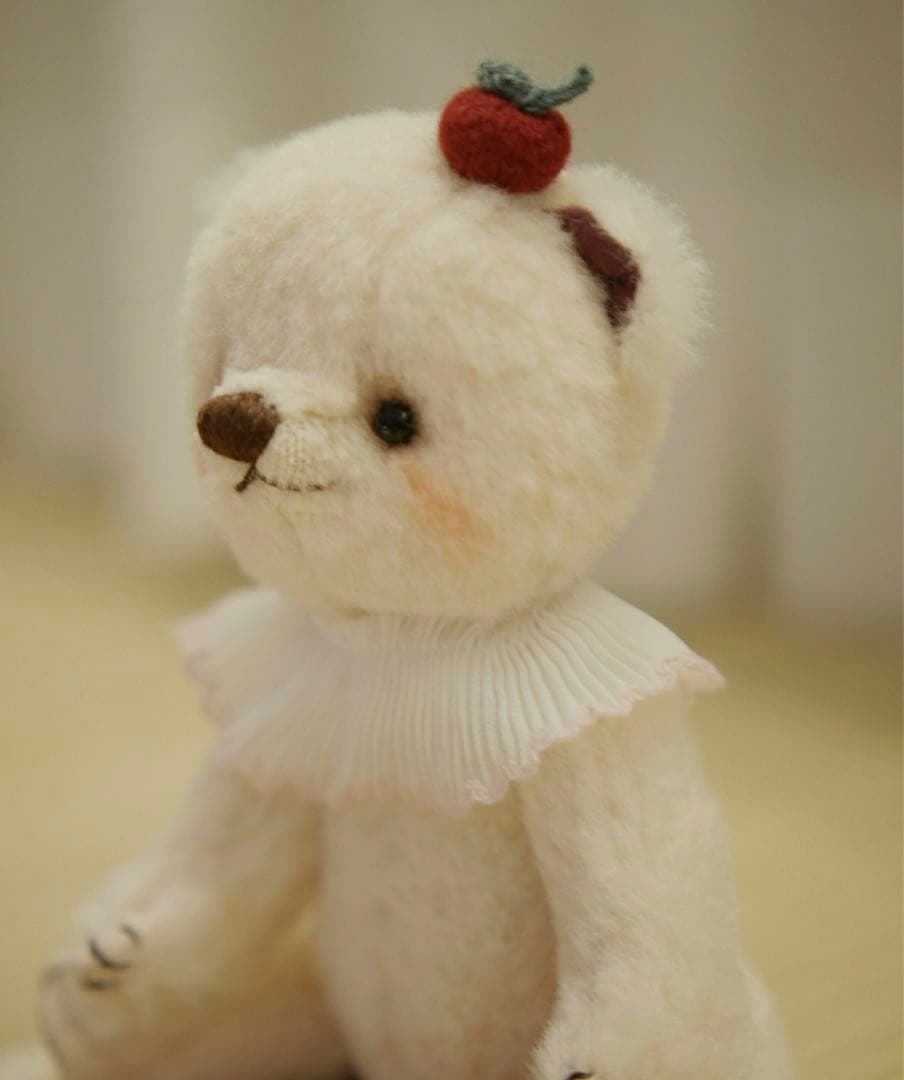 大人しい白熊ちゃん 海外作家様 ぬいぐるみ くま アーティストベア テディベア