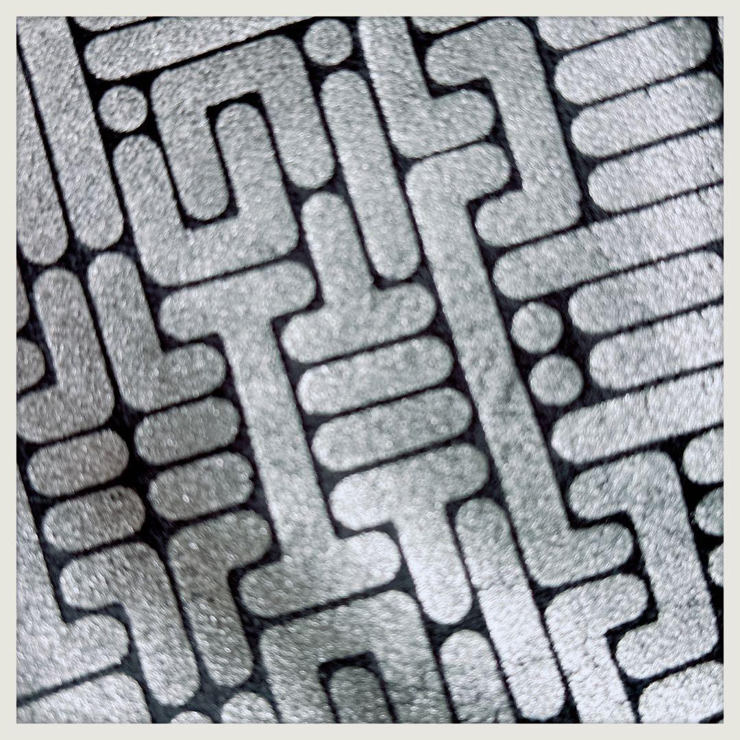 スコティッシュヴィンテージ　クッションカバー　黒+赤と黒+青2枚組セット