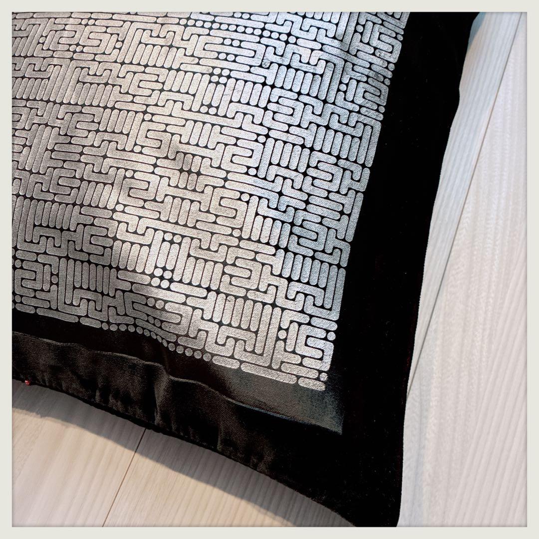 スコティッシュヴィンテージ　クッションカバー　黒+赤と黒+青2枚組セット