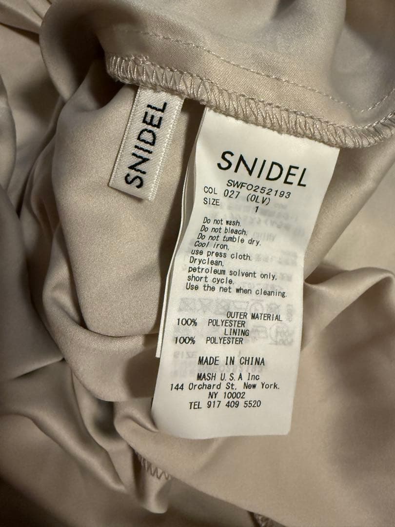 新品✴︎SNIDEL スナイデル コールドショルダーワンピ