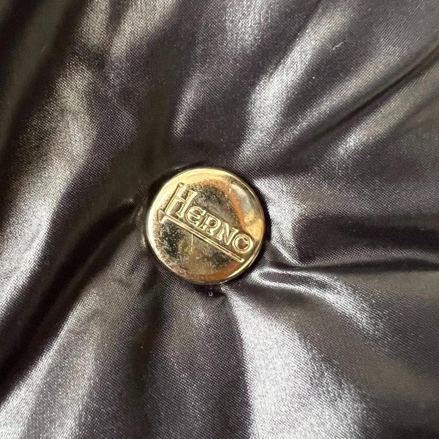 komako・ヘルノ HERNO ラクーンファー シャイニー ダウン