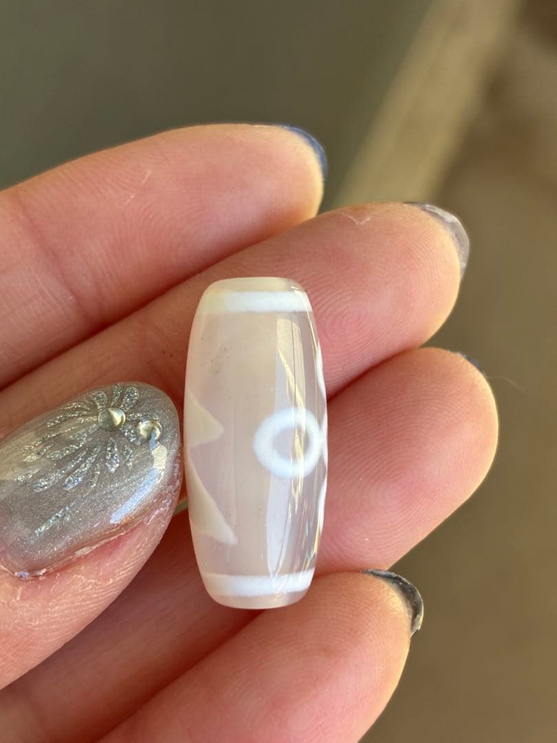 高品質✨艶とクリア感あり　老玉髄　天然白天珠　閃電五眼天珠✨