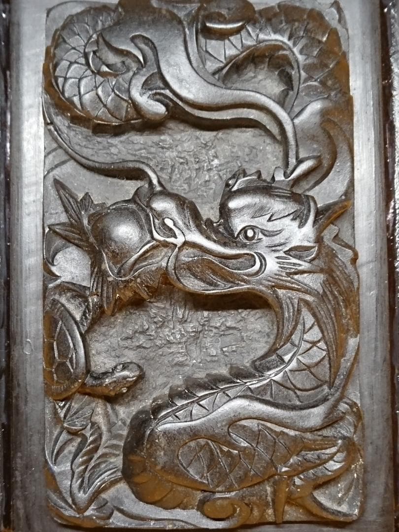壁掛け　龍　石彫　彫刻　置物　インテリア　工芸品　美術品　A1051