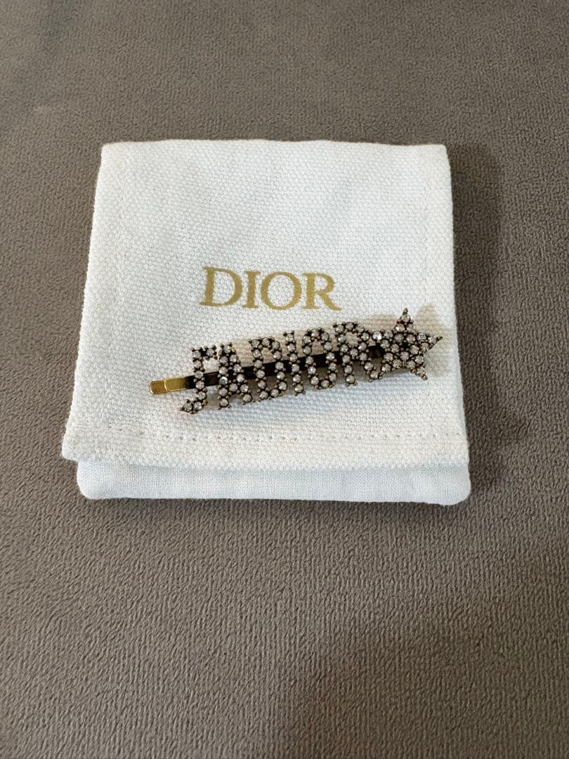 Dior ヘアピン
