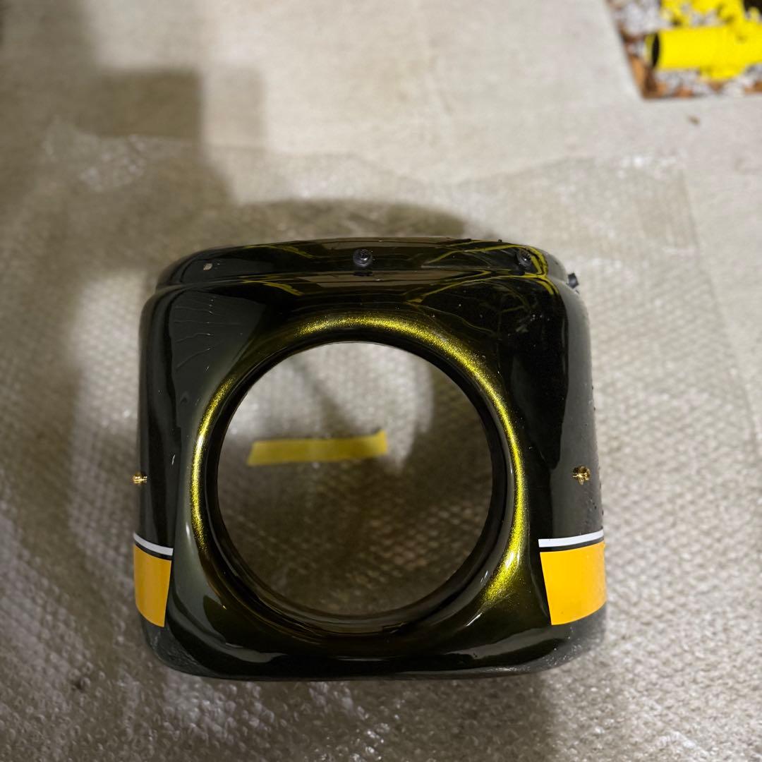 K*I様 z900rsカウルタイガーツートン