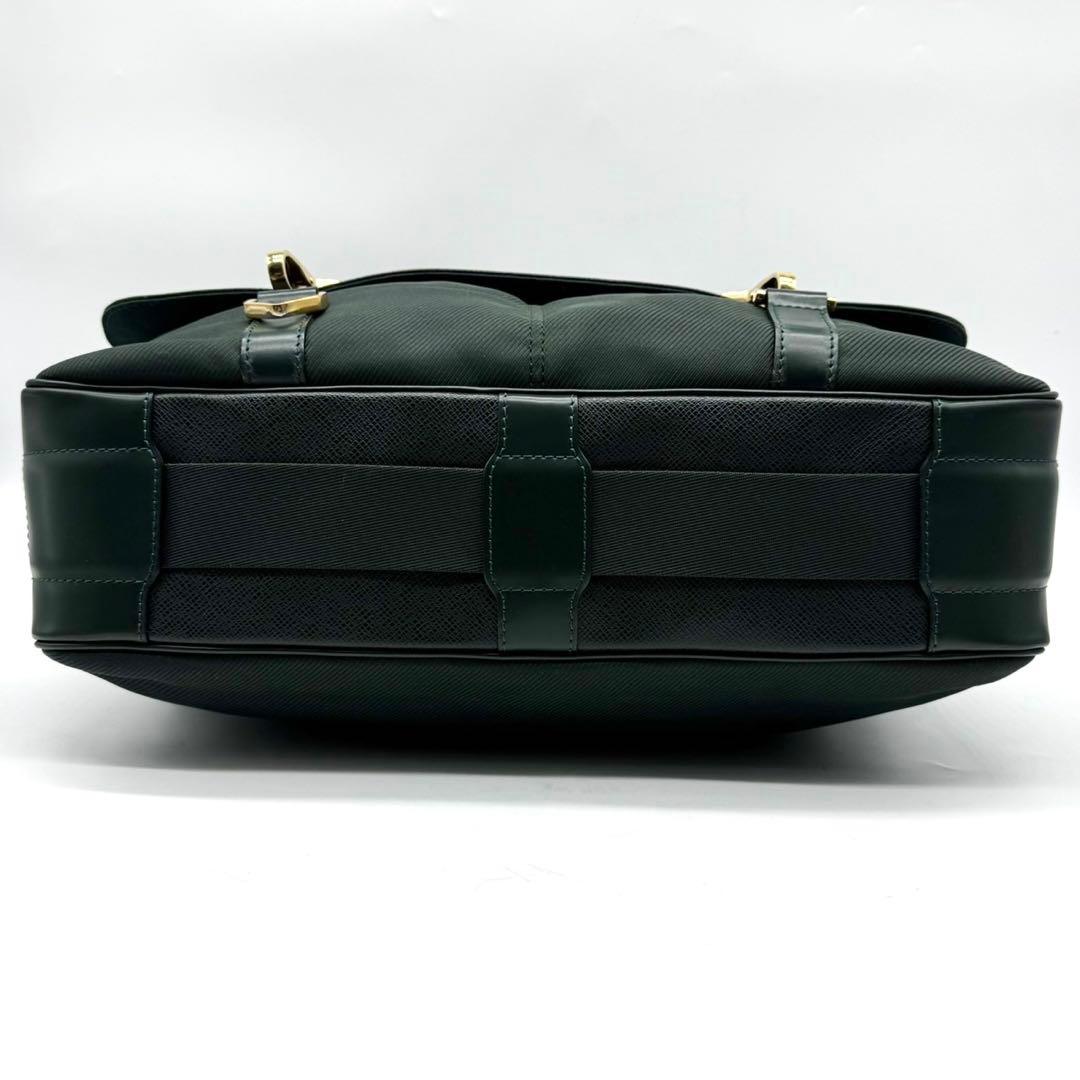 ✨美品✨ヴィトン ショルダーバッグ タイガ デルスー エセピア A4可能 レザー