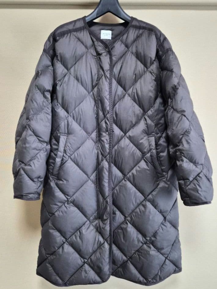 URBAN RESEARCH DOORS ダウンキルトコート チャコール