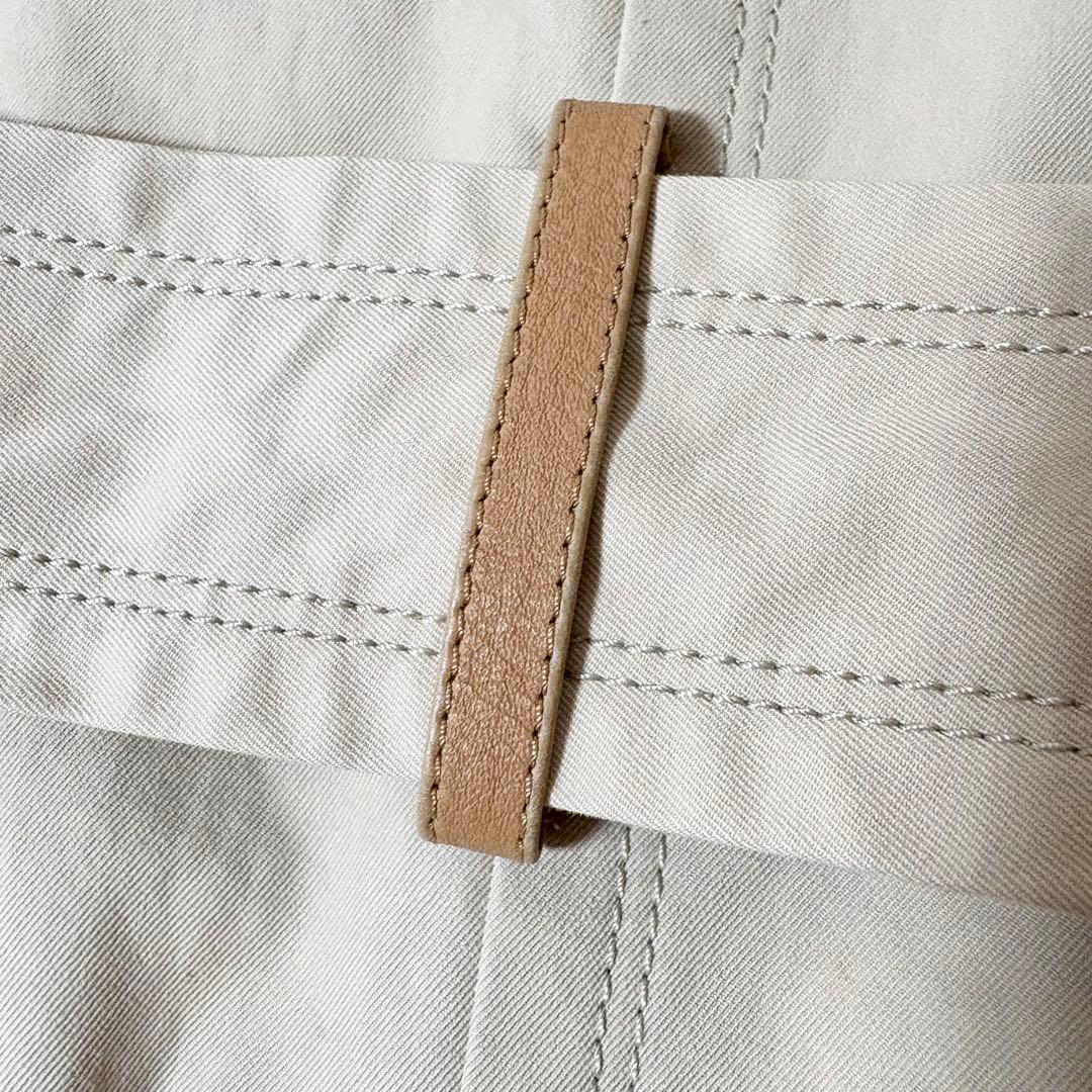 バーバリーブルーレーベル ノバチェック裏地付き トレンチコート ベージュ 牛革