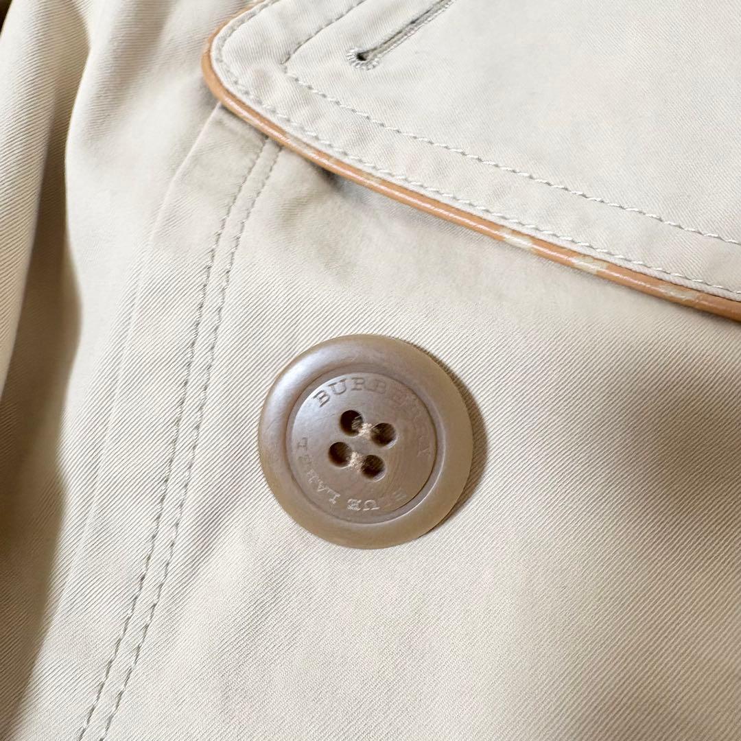 バーバリーブルーレーベル ノバチェック裏地付き トレンチコート ベージュ 牛革