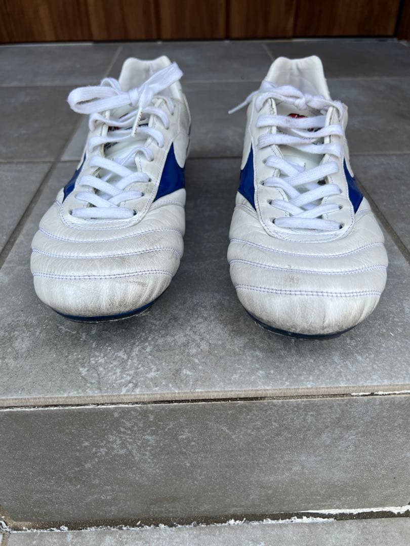 モレリア2 Japan 27センチ　白×青