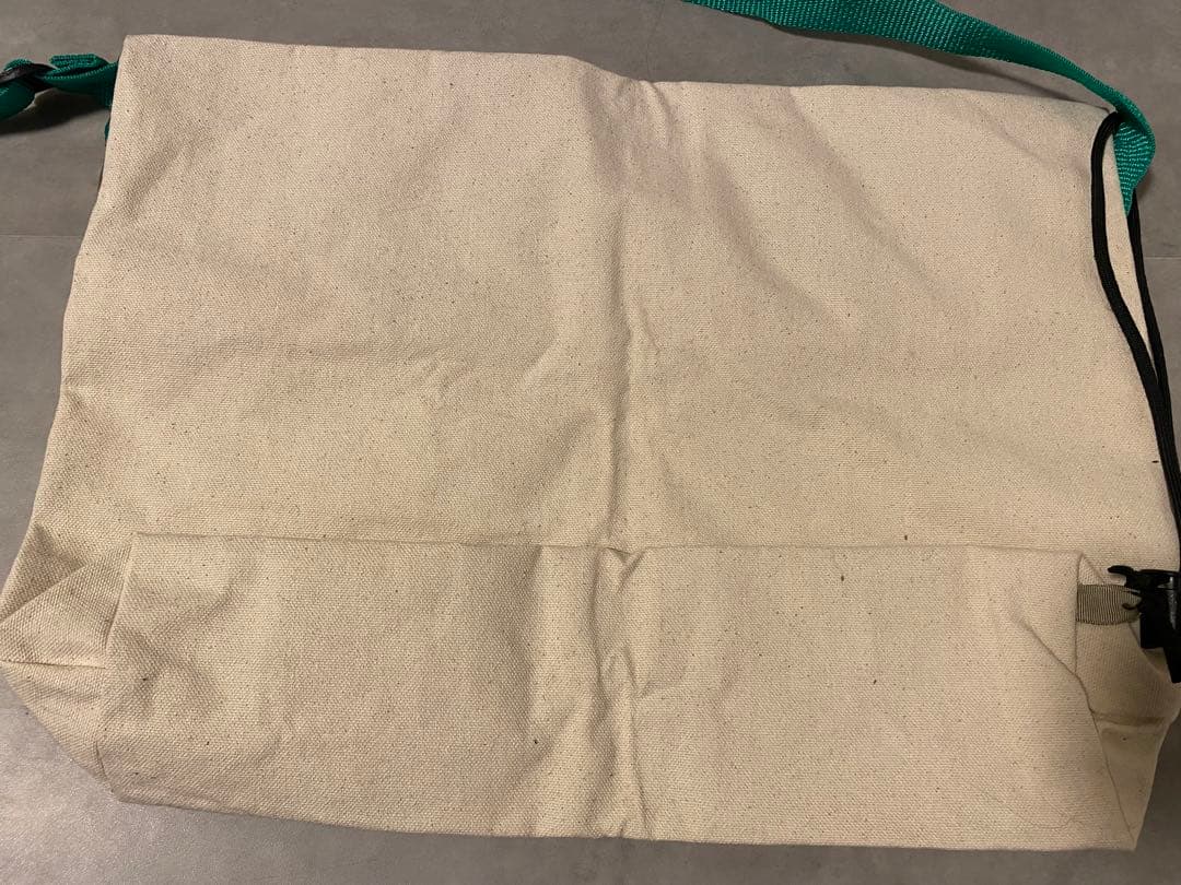 未使用 SPACE AGE TECHNOLOGIES / ZINE HOLDER