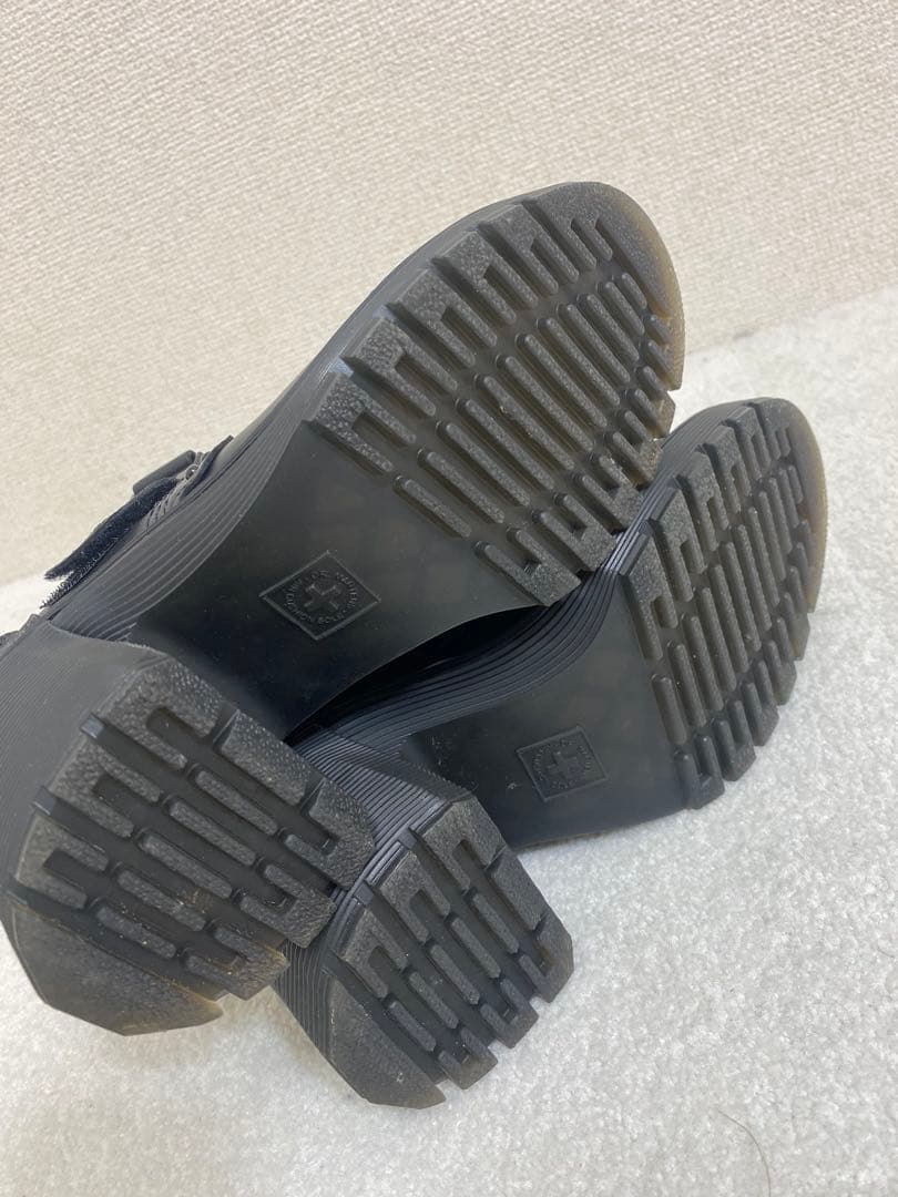 8997【極美品】Dr.Martens EVIEE TECH メリージェーン