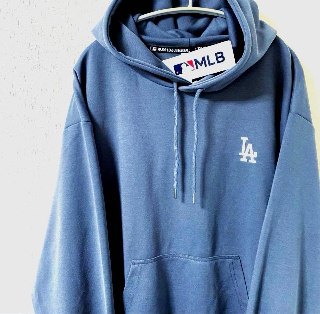 新品　ドジャース　 パーカー　スウェット　刺繍ロゴ　バックプリント　3L