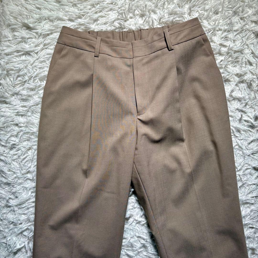 【極美品】グリーンレーベルリラクシング　セットアップスーツ　グレージュ