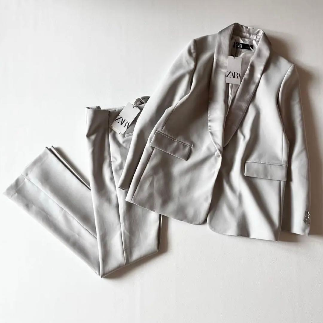 新品タグ付き✨ZARA　パンツスーツ　セットアップ　現行　ライトグレー　洗える