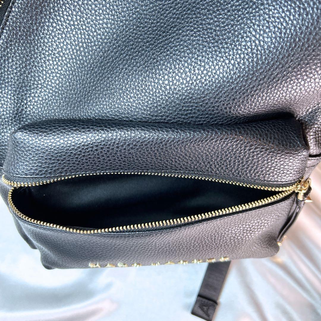 美品 MARC JACOBS リュック レザー ブラック ゴールド金具