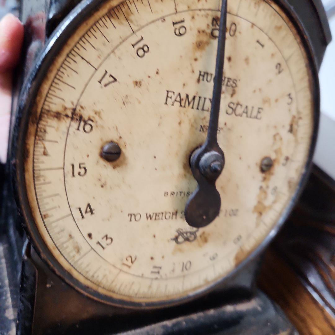 イギリスのアンティークスケール(量り)