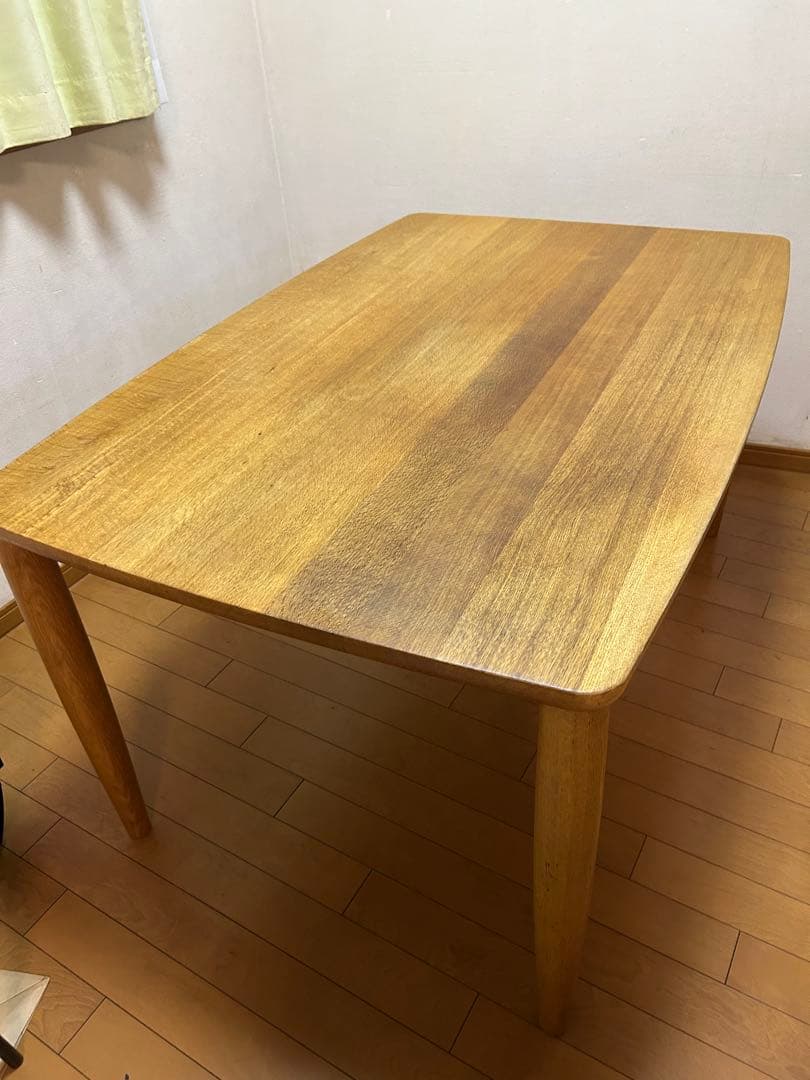 柏木工　木製ダイニングテーブル