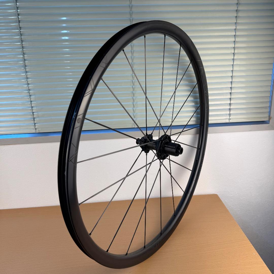 【美品】ERE RESEARCH GENUS SL30-R カーボンホイール