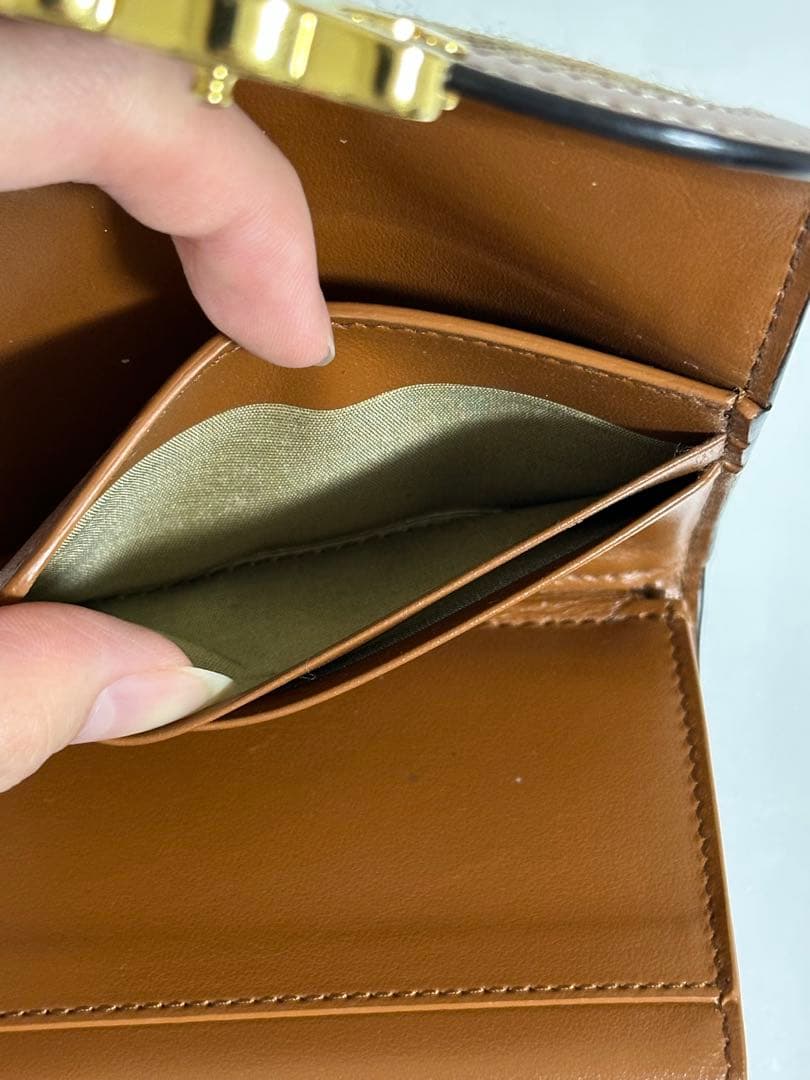 【値下げしました】チェック柄 三つ折り財布 ゴールド金具