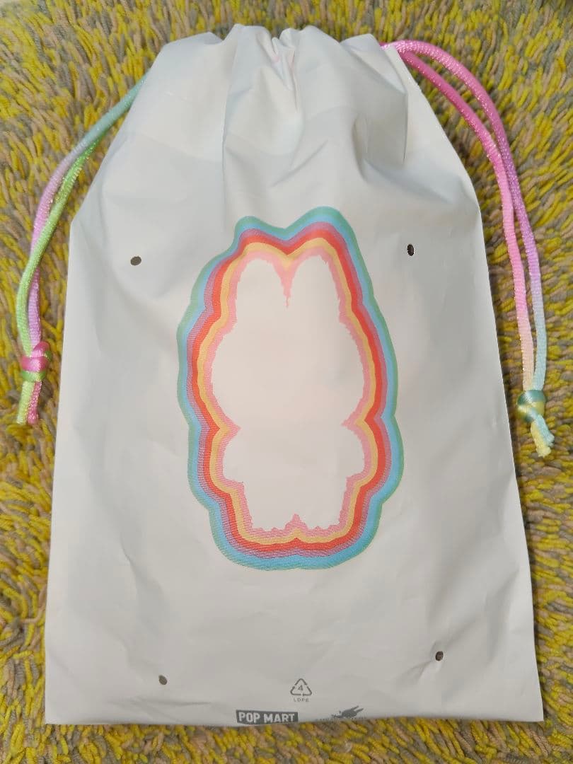 る*お様 ラブブLABUBU Big into Energy シークレット☆