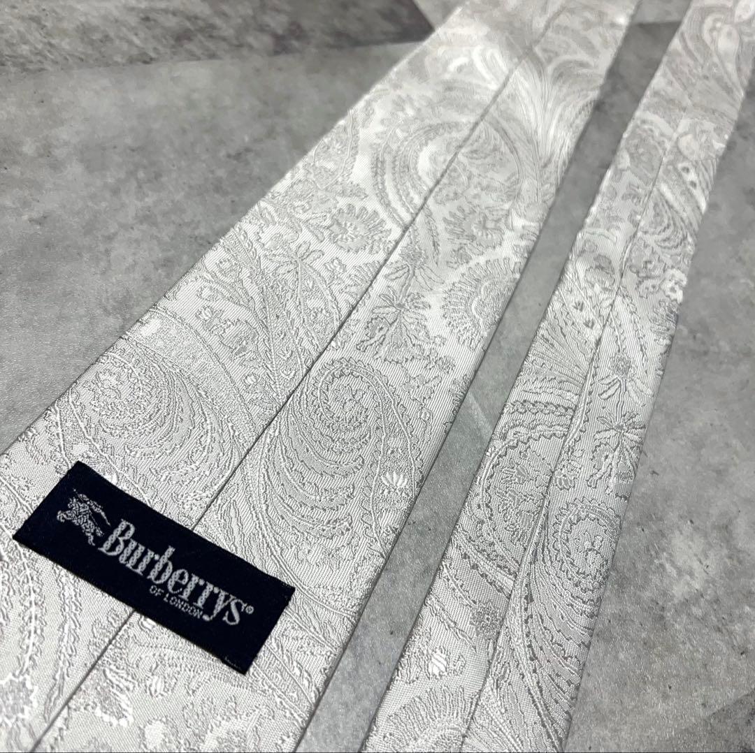 Burberrys ネクタイ ペイズリー柄 ホワイト