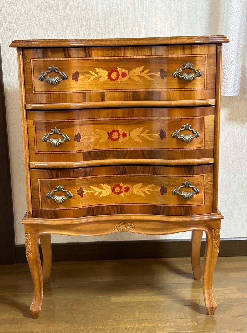イタリア製3段チェスト 象嵌 猫脚 アンティーク