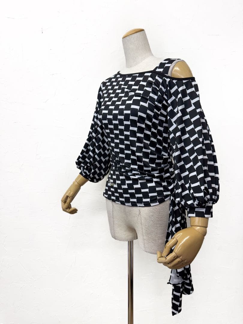 【幾何学】新品　社交ダンス モノクロ　バルーンスリーブトップスｒ413