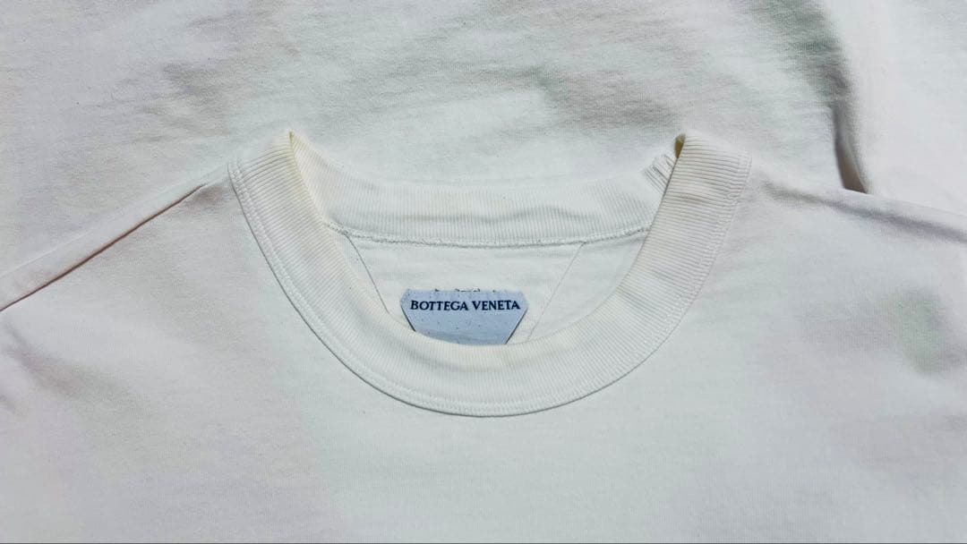 BOTTEGA VENETA ボッテガヴェネタ リベットポケット付き半袖Tシャツ