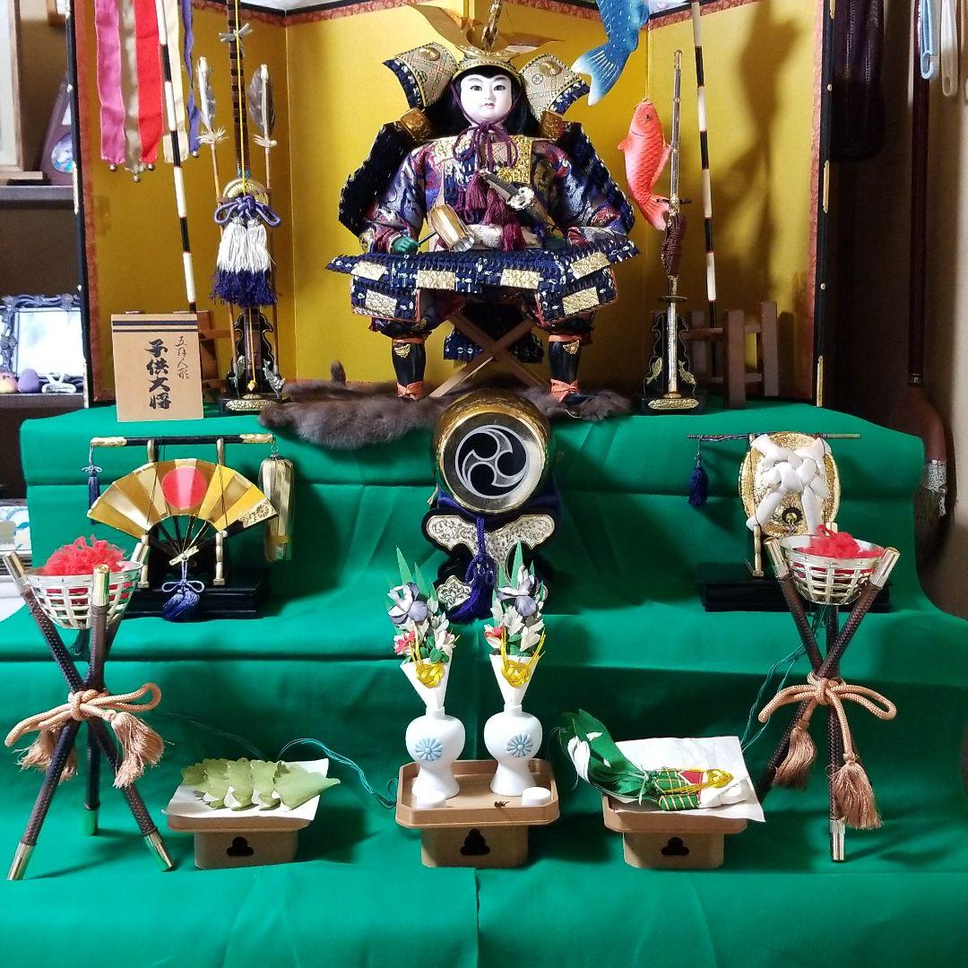 五月人形　子供大将三段飾り