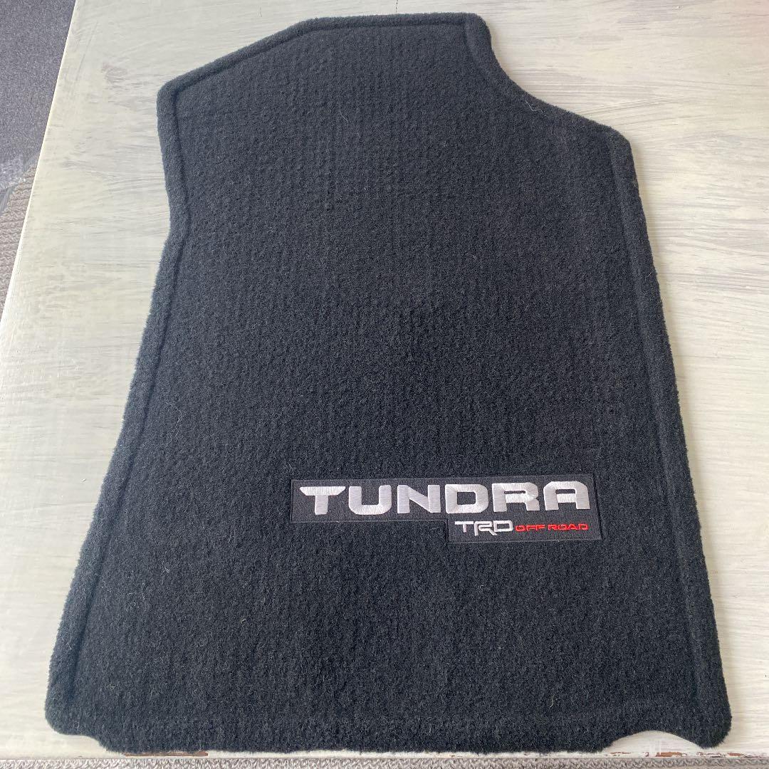 タンドラ2020 純正フロアマット