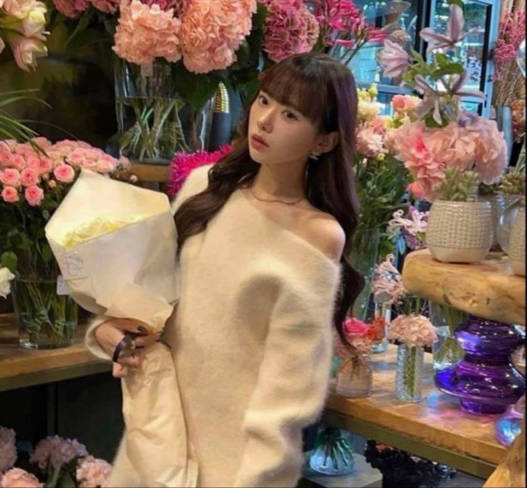 ワンピース THE TOE Richmond Angora Sweater White