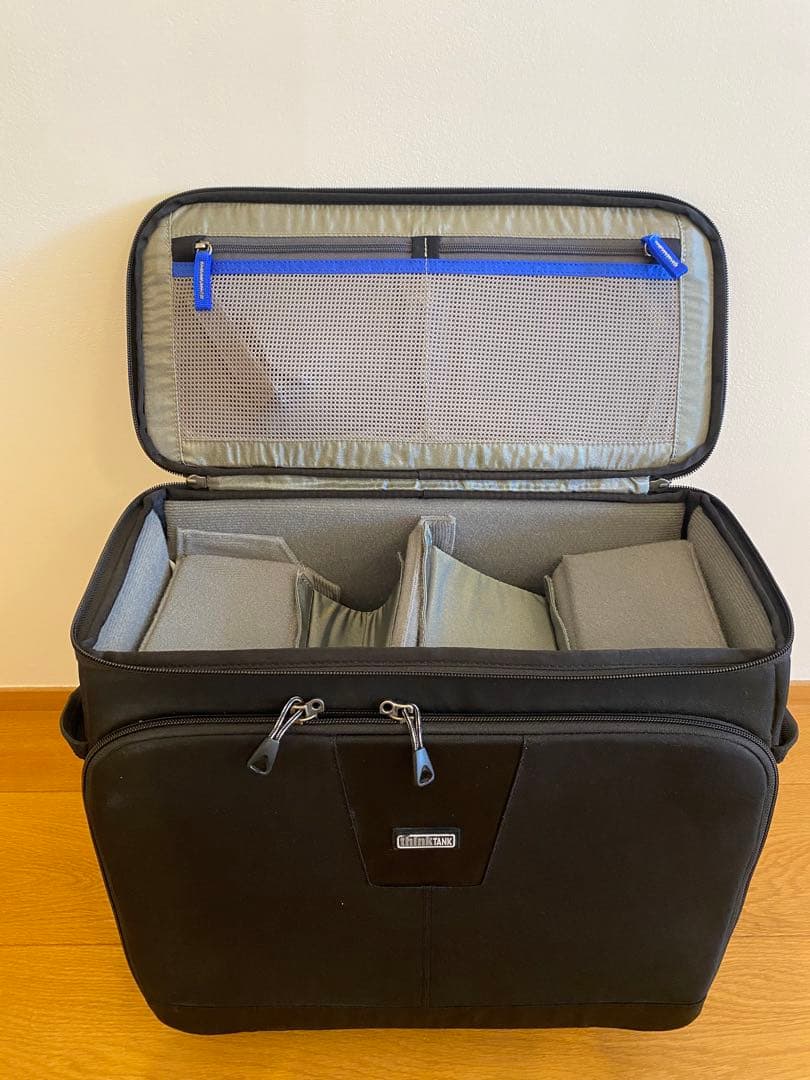 thinkTANK｜Airport Navigator キャリーケース