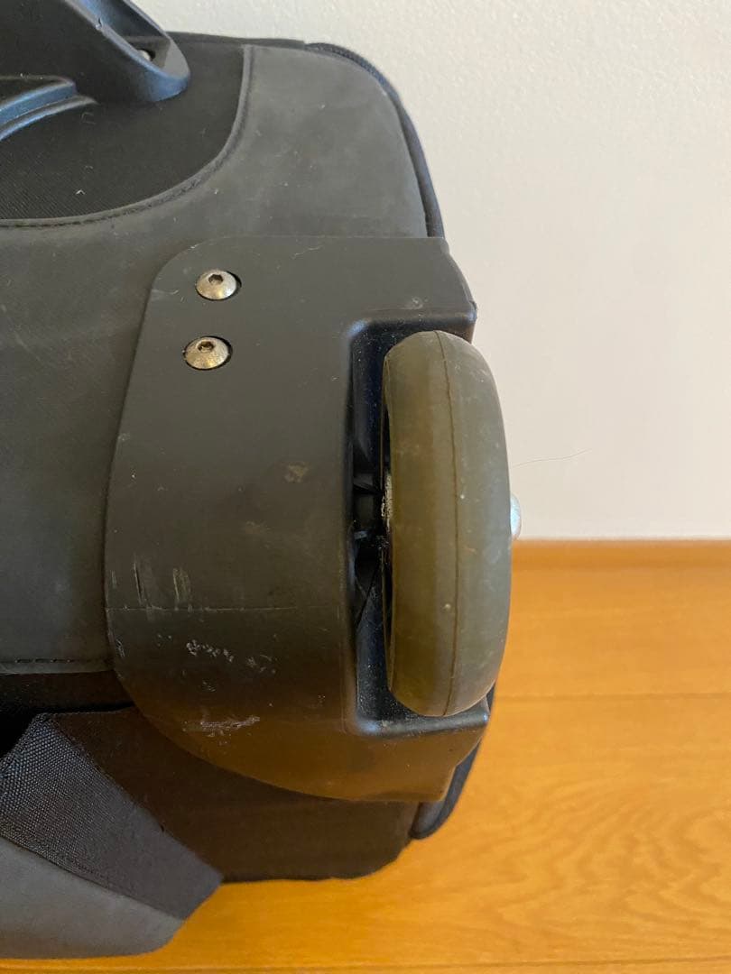 thinkTANK｜Airport Navigator キャリーケース