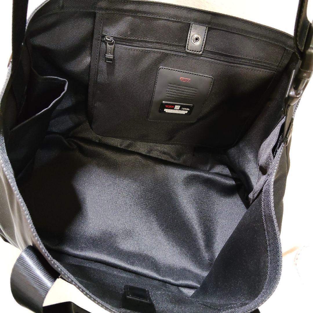 ほぼ新品 TUMI ALPHAアルファ キャリーオールトート ブラック