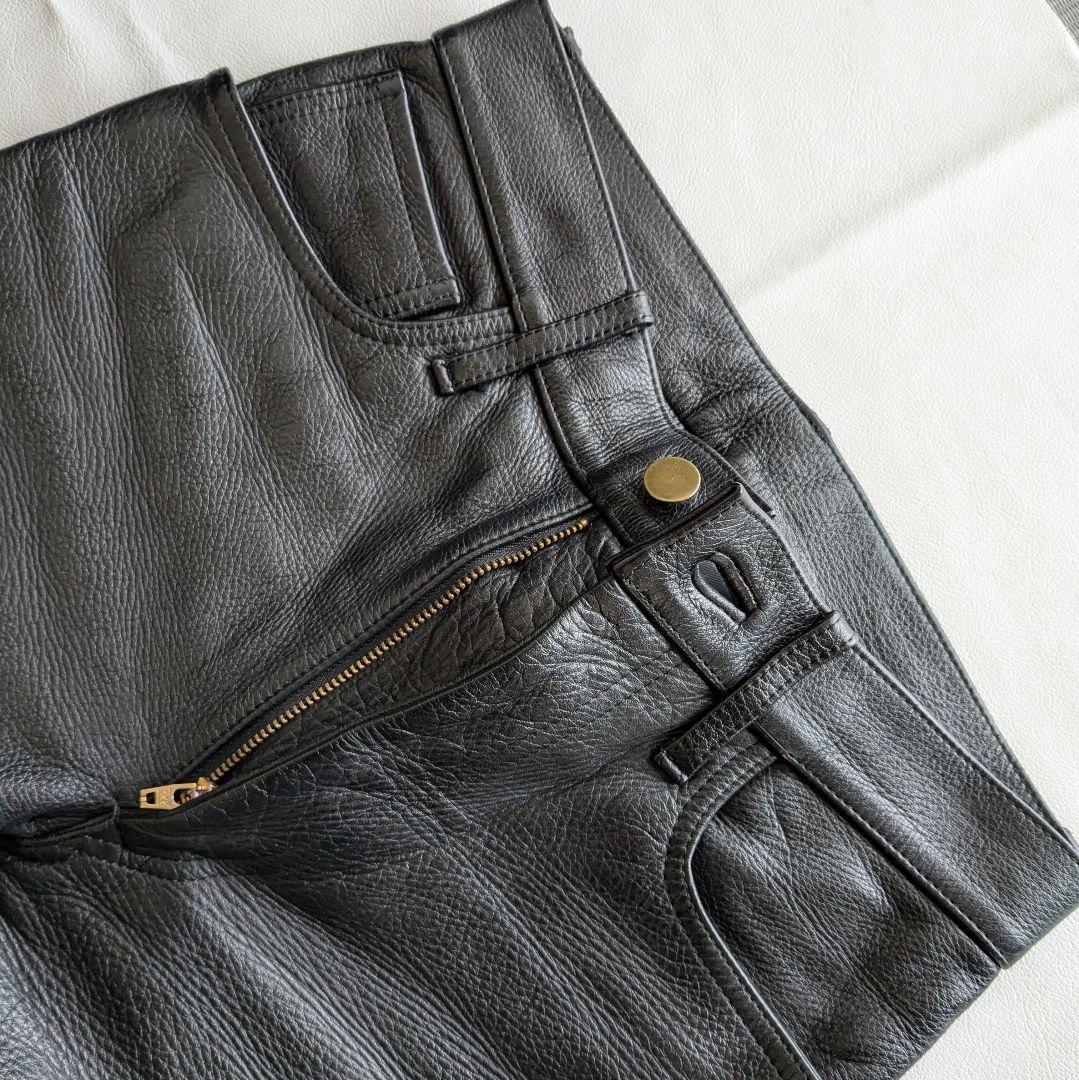 新品同様 日本製 レザーパンツ 革パンツ カウレザー 革パン レザパン 黒