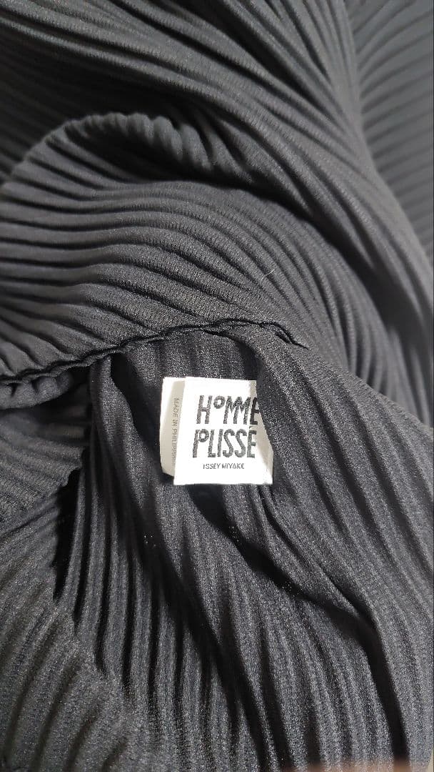HOMME PLISSÉ ISSEY MIYAKE オムプリッセ　トップス　黒