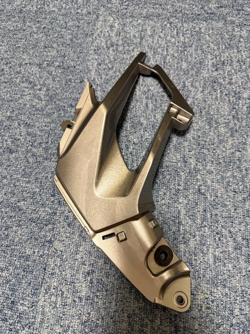 ninja400 純正サイドカウル（左、右）2024年式