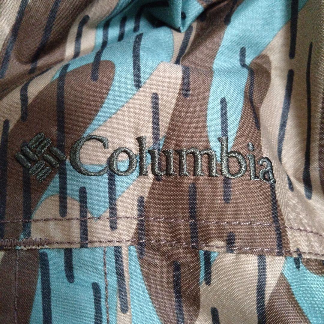 出品16日まで　Columbia 迷彩柄 スノーボード　スキー　ウェア 　上下M