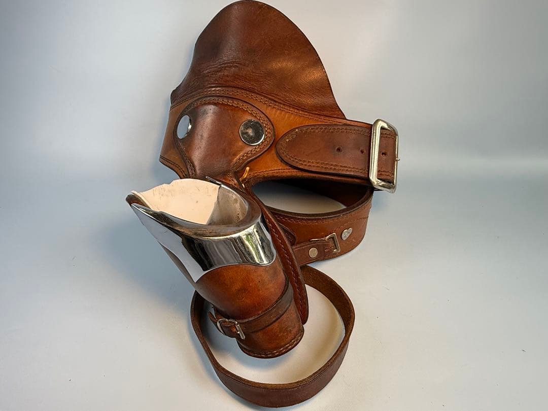 ファストドロー用カスタムホルスター　U.S ERNIE.HILL製（Used)