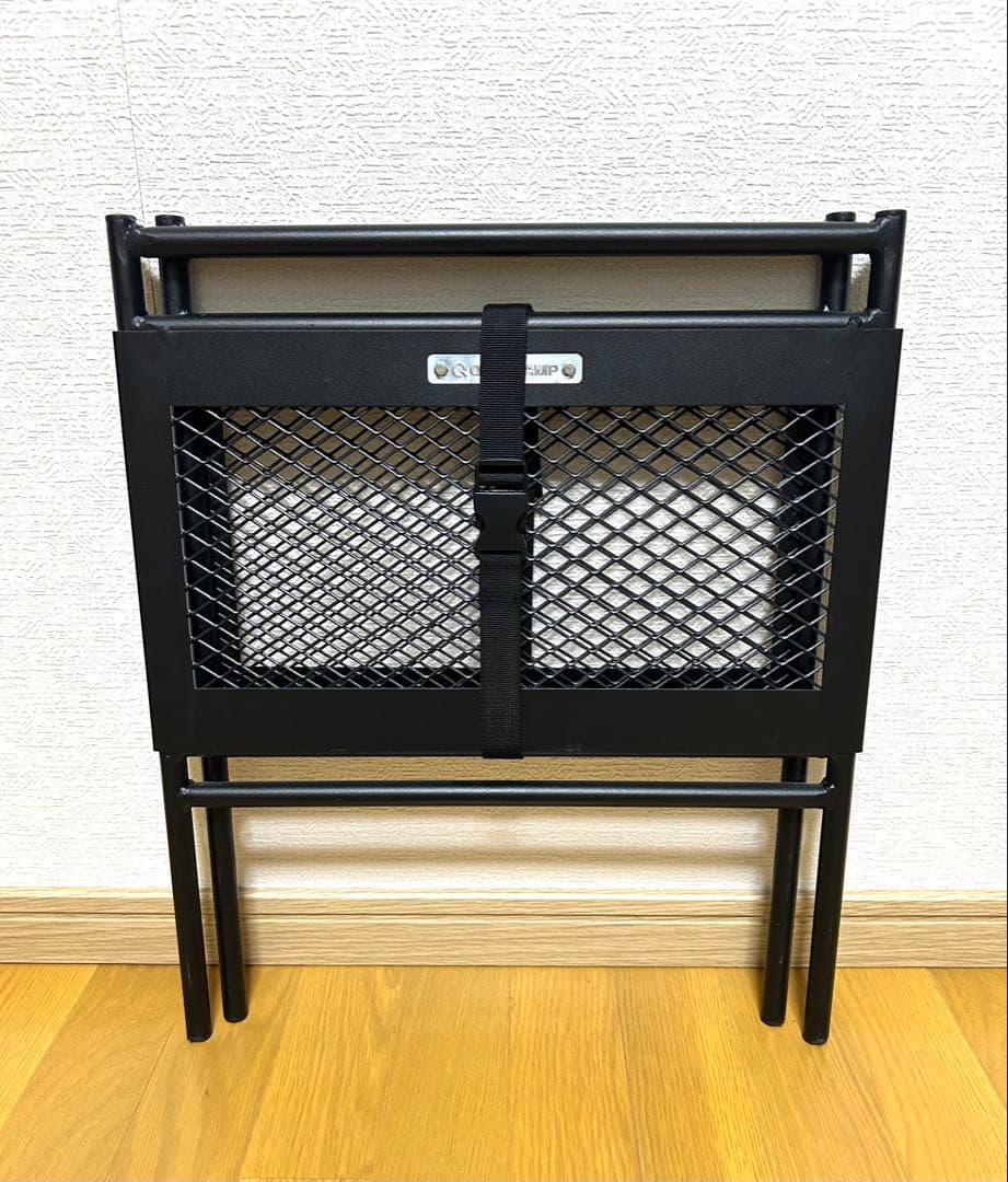 【廃盤】アイアン薪ラック クイックキャンプ×ONOE コラボ　尾上